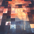 דאלי, "גאלה מהרהרת בים התיכון", 1974-1976. דאלי, "גאלה מהרהרת בים התיכון", 1974-1976.