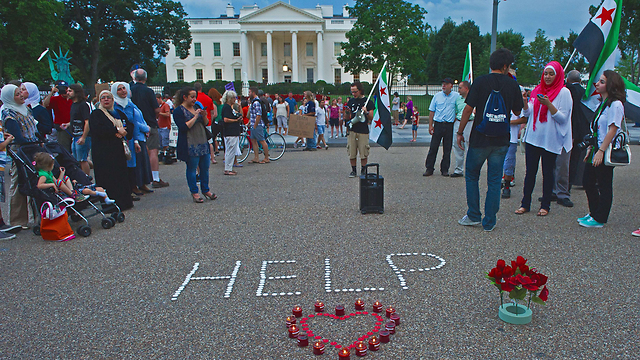 Protesting the White House for Syria (Photo: AFP)