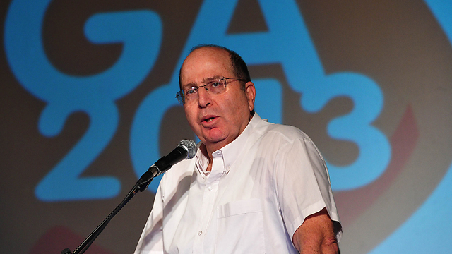 Moshe Ya'alon (Archive photo: Ariel Hermony, Defense Minister)