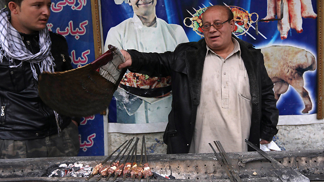 The last Jew and his kebabs (Photo: Reuters)
