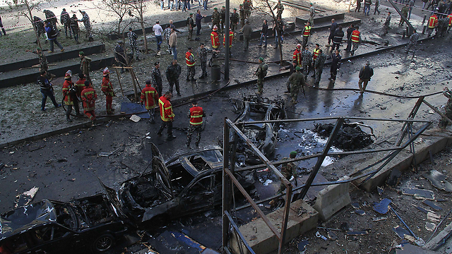 Emergency personnel at the scene (Photo: AFP)