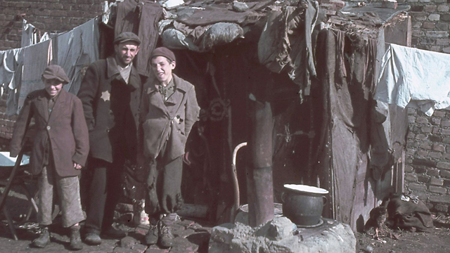 A ghetto in Poland during WWII. (Photo: Gettyimages)