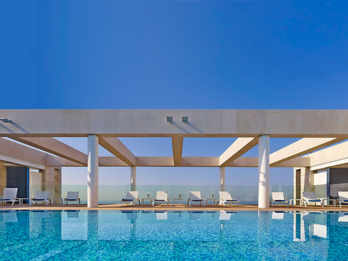 The pool at the Ritz Carlton Herzliya (Photo: Ritz Carlton Herzliya)