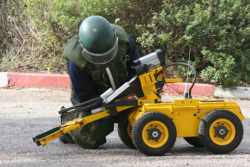 Bomb disposal robot (Photo: Archive, Shutterstock)