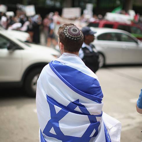 Israelis living abroad: Our hearts are in Israel