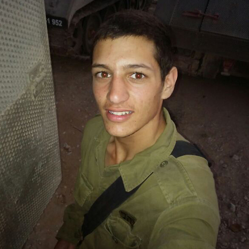 סמל דור דרעי, בן 18 מירושלים. נהרג בתקרית המנהרה ()
