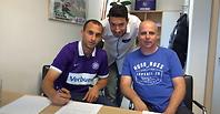 עומר דמארי חותם בווינה עומר דמארי חותם בווינה