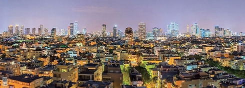 Evening falls on central Tel Aviv (Photo: Ittay Bodell)