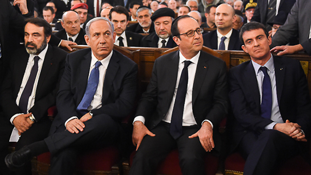 Netanyahu in Paris. 'The clueless leftists embarrassed themselves by taking the side of the French and joining them in criticizing Bibi for 'offending' the French' (Photo: Israel Bardugo) 