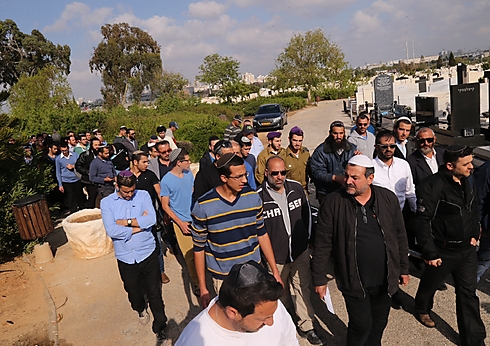 Hundreds attended Chaya's funeral (Photo: Motti Kimchi)