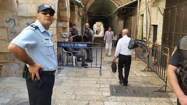 The Old City during Sukkot (Photo: Eli Mandelbaum)