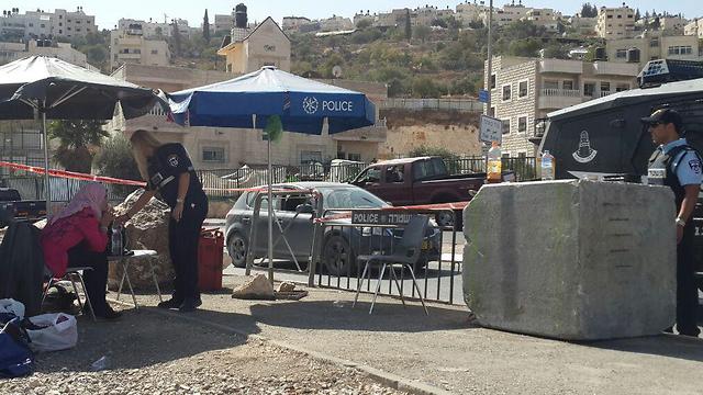 Checkpoint at entry to Jerusalem. Every wave of violence hurts the Palestinians much more than it hurts Israelis. (Photo: Elior Levy)