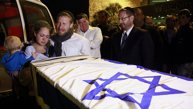 Funeral of American teen Ezra Schwartz, whose mother signed the open letter (Photo: Dana Koppel)