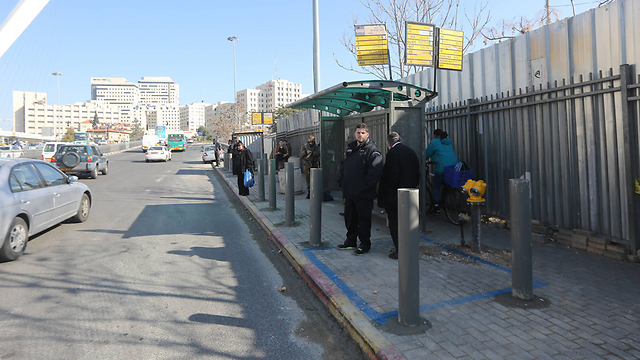 Jerusalem bus stops get security upgrade