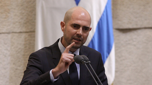 Ohana makes his first speech at the Knesset (Photo: Knesset Spokesman)