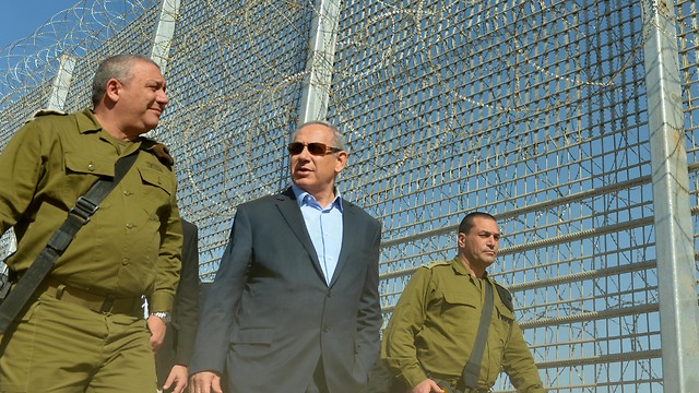 Netanyahu: We’ll surround Israel with fences to ‘protect from predators’