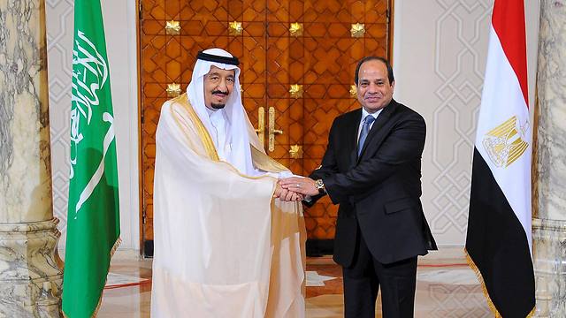 Egyptian President and Saudi King meet in Cairo (Photo: Reuters)