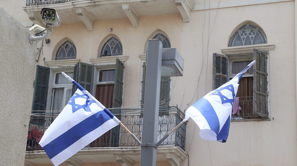 Flags in Tel Aviv (Photo: Motti Kimchi)