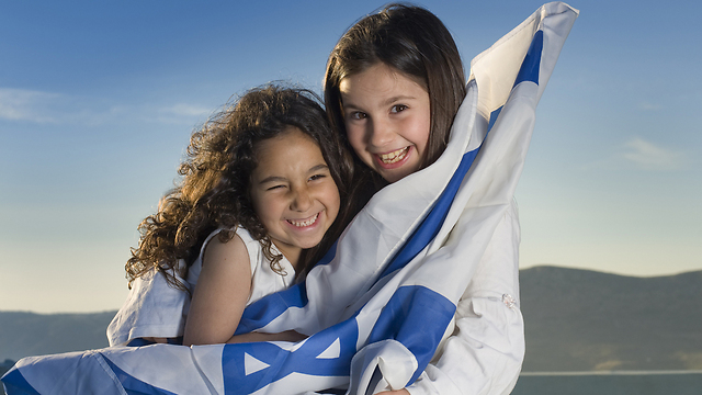 Happy Rosh Hashanah: data finds 186,923 babies born over last Jewish year