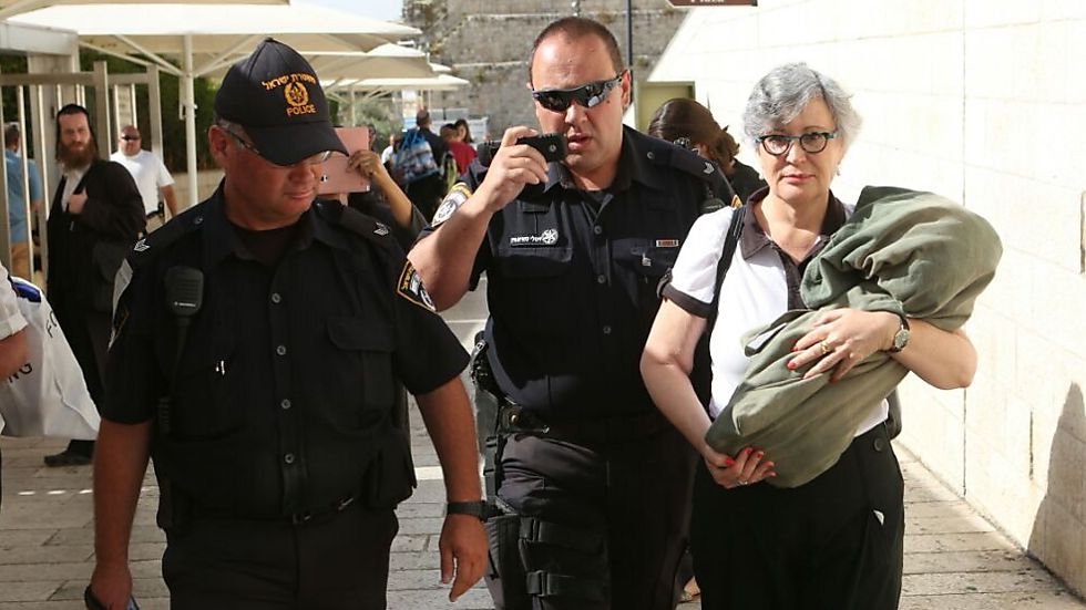 Women of the Wall Director Lesley Sachs being arrested (Photo: Michal Patel)