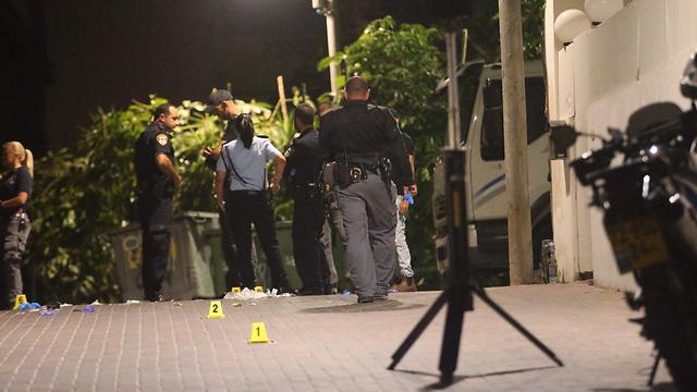 Scene of shooting at Tel Aviv's central bus station (Motti Kimchi)