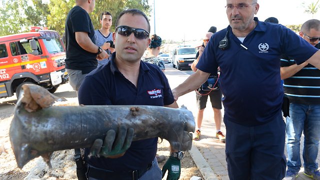 Rocket which fell in Sderot (Photo: Avi Rokeah)