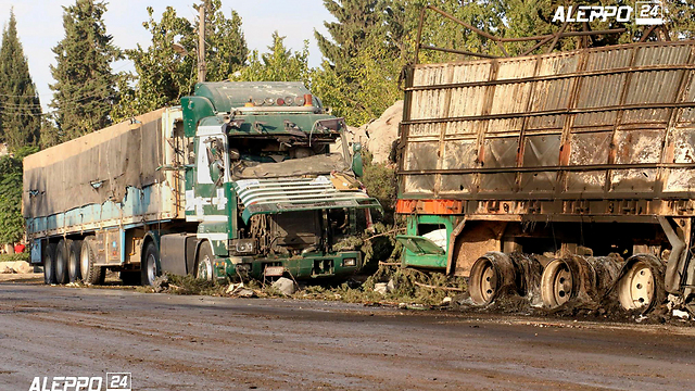 Trucks leading humanitarian aid to Aleppo after the attack (Photo: AP)