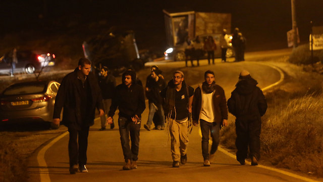 Activists in Amona (Photo: Gil Yohanan) (Photo: Gil Yohanan)