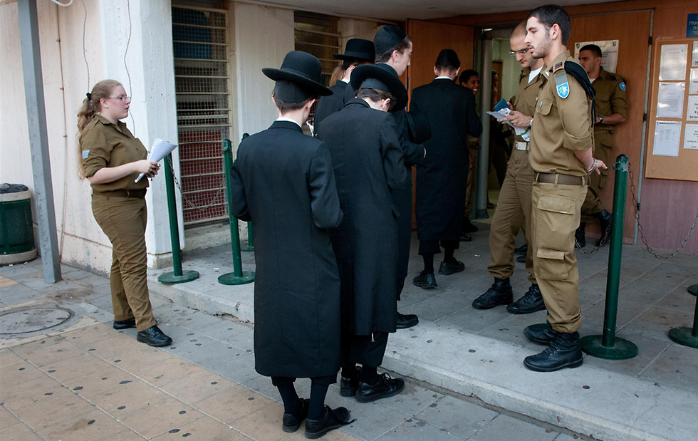 While some sectors are sweepingly exempt from military service, Jewish secular men and women are deprived of this right (Photo: Yaron Brener) 