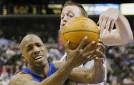 צ'ונסי בילופס קית ואן הורן דטרויט פיסטונס פילדלפיה