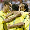ריבאלדו (משמאל) ורונאלדיניו. כוכבים