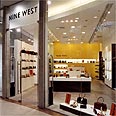 חנות ניין ווסט. עוד 10 חנויות