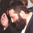 דרעי מתייעץ עם עורך דינו