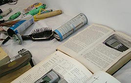 אסירים בטחוניים בכלא הדרים