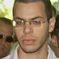 זמיר. זייף תעודות ויצא לשופינג