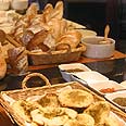 הרבה מאפים