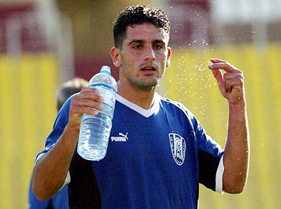עבאס סואן במדי נבחרת ישראל ב-2005 (צילום: ראובן שוורץ) (צילום: ראובן שוורץ)