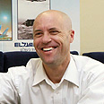 יואב לוי. עוזב