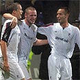 שחקני בולטון חוגגים ניצחון על זניט