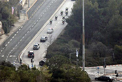 השיירה עוברת. ביקור בוש בירושלים, ינואר 2008 (צילום: איי פי) (צילום: איי פי)