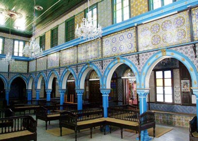 Inside Africa's oldest synagogue (Photo: Reuters)