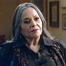 גילה (גילה אלמגור). תוהה על מניעיה של תמי