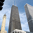 Water Tower Place ו- John Hancock Building