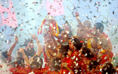 מאנה כמעט נכנס לסגל של ספרד ליורו 2008. תראו מה הוא הפסיד (צילום: AFP) (צילום: AFP)