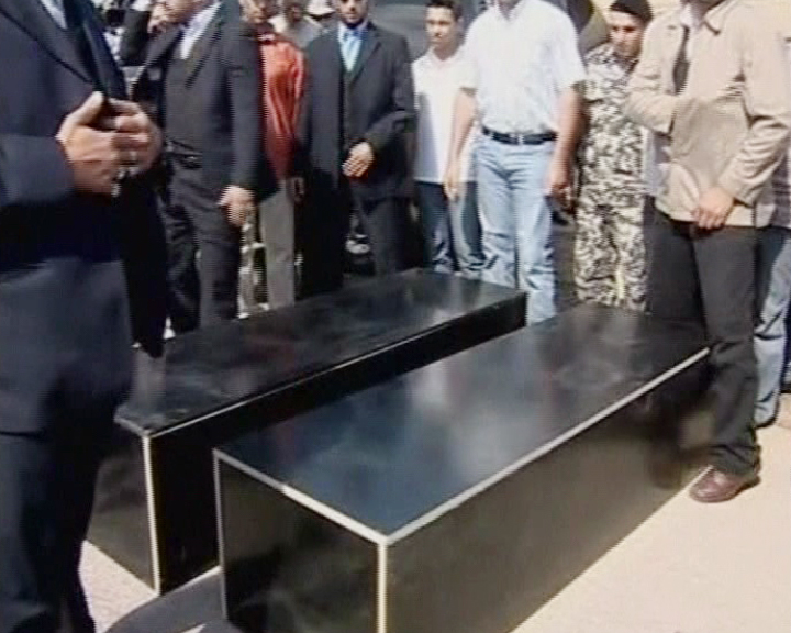 Coffins of Eldad Regev and Udi Goldwasser (Photo: Reuters) (Photo: Reuters)