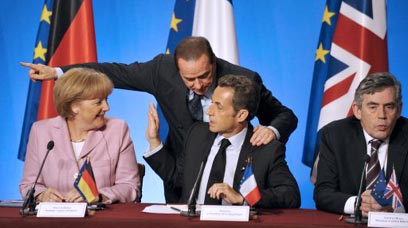 סרקוזי (מימין), ברלוסקוני ומרקל. מי ישמור על יציבות גוש האירו? (צילום: AFP) (צילום: AFP)