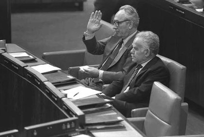 Peres, left, with Yitzhak Shamir, as part of the unity government (Photo: Nati Harnik, GPO) 