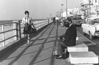 העיר של הים. טיילת תל אביב בשנת 1969 (צילום: משה מילנר , לע"מ) (צילום: משה מילנר , לע