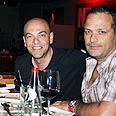 רוזנברג בין ביס לביס. קרניבור