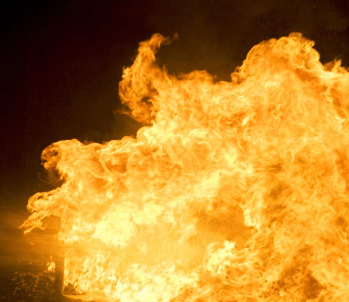 איזו אש בוערת בכם?